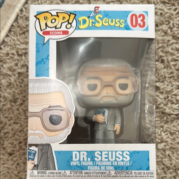 NIB Funko Dr. Seuss Vinyl Figure with Gray Suit (03) - Picture 1 of 6